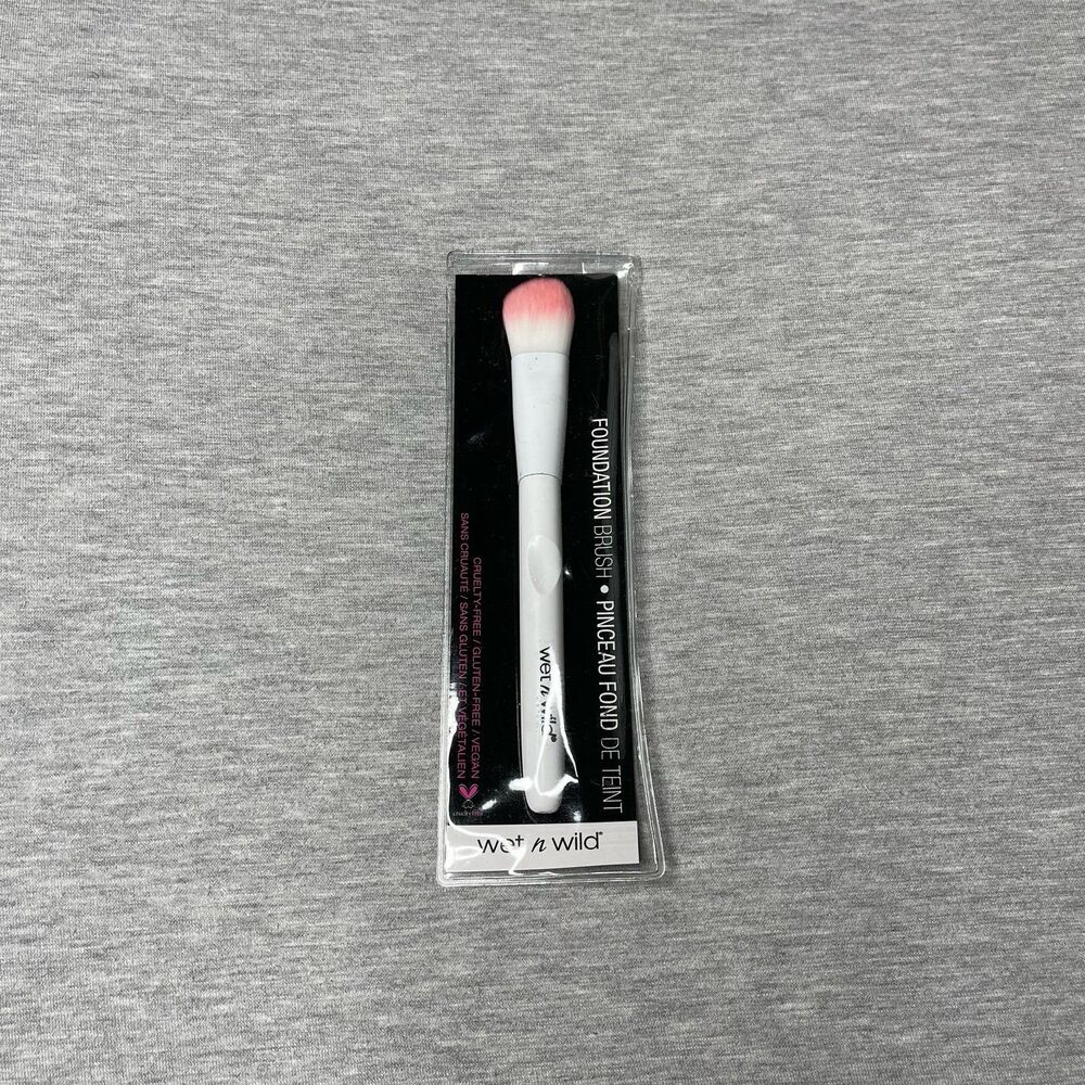 Wet N Wild Mineral & Liquid Makeup Foundation Brush